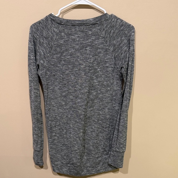 Juicy Couture heather gray knot-front long sleeve top women’s pre-loved small - Picture 3 of 3